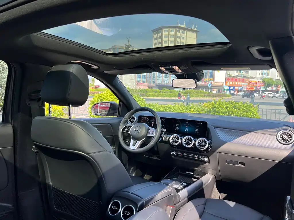 Mercedes-Benz EQA — миниатюра 8