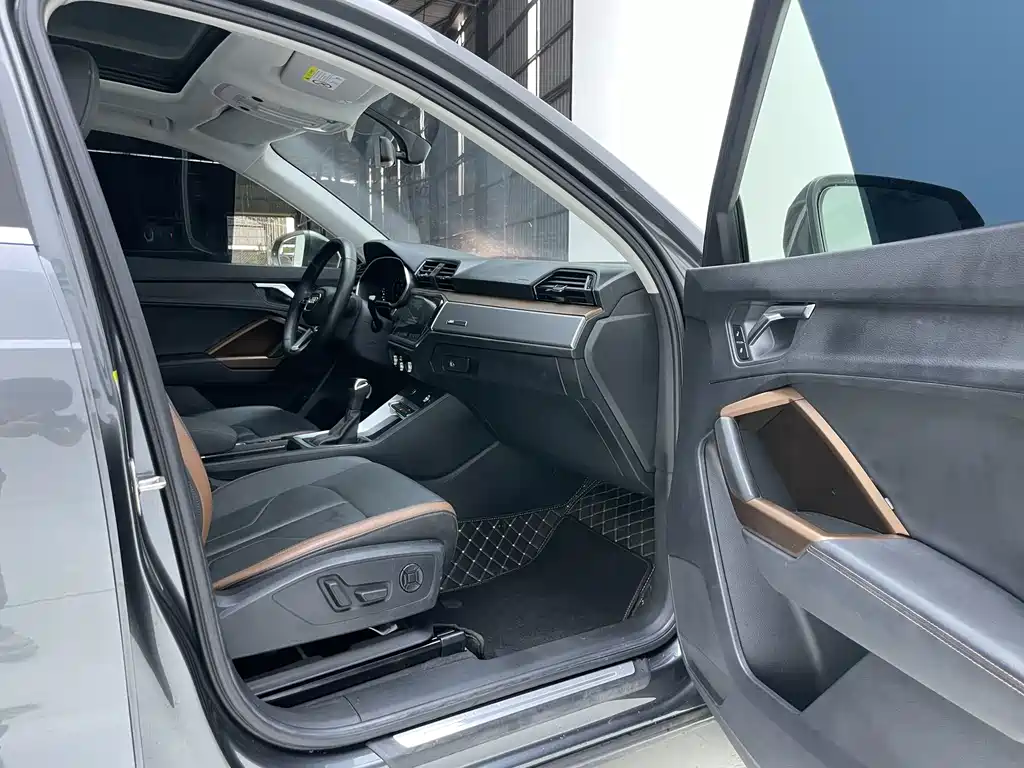 Audi Q3 — миниатюра 30