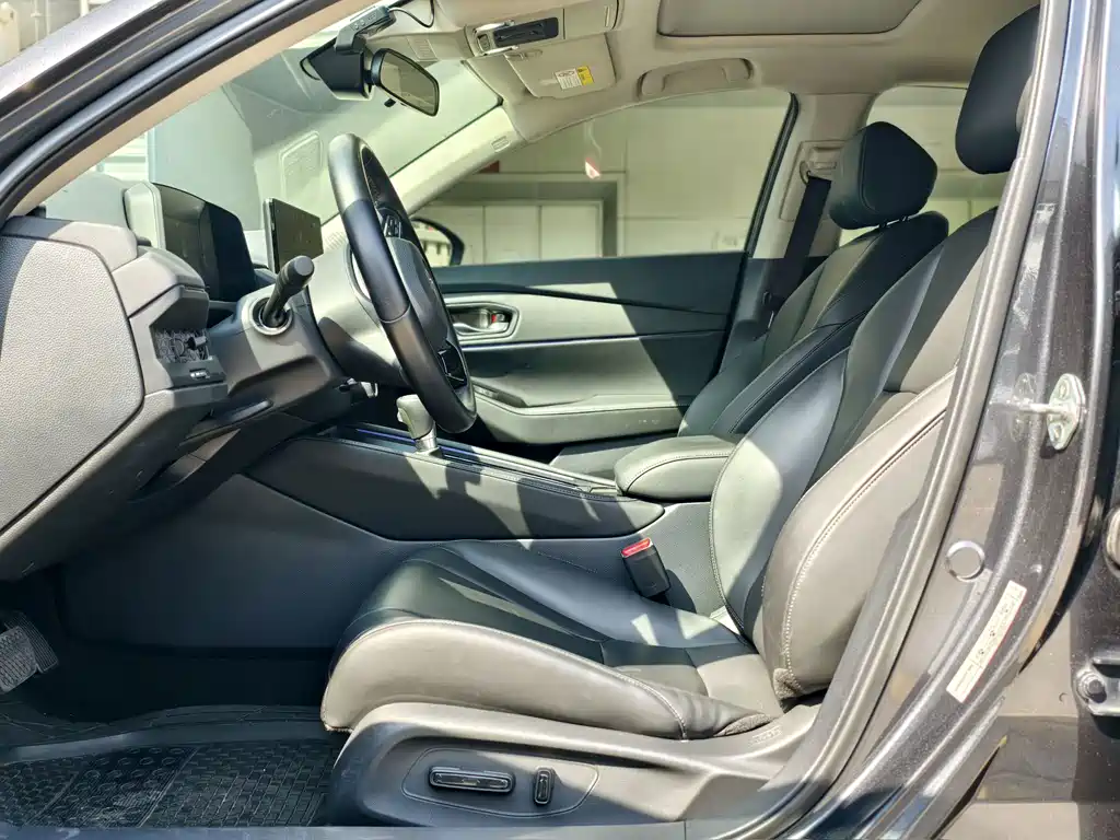 Honda Accord — миниатюра 10