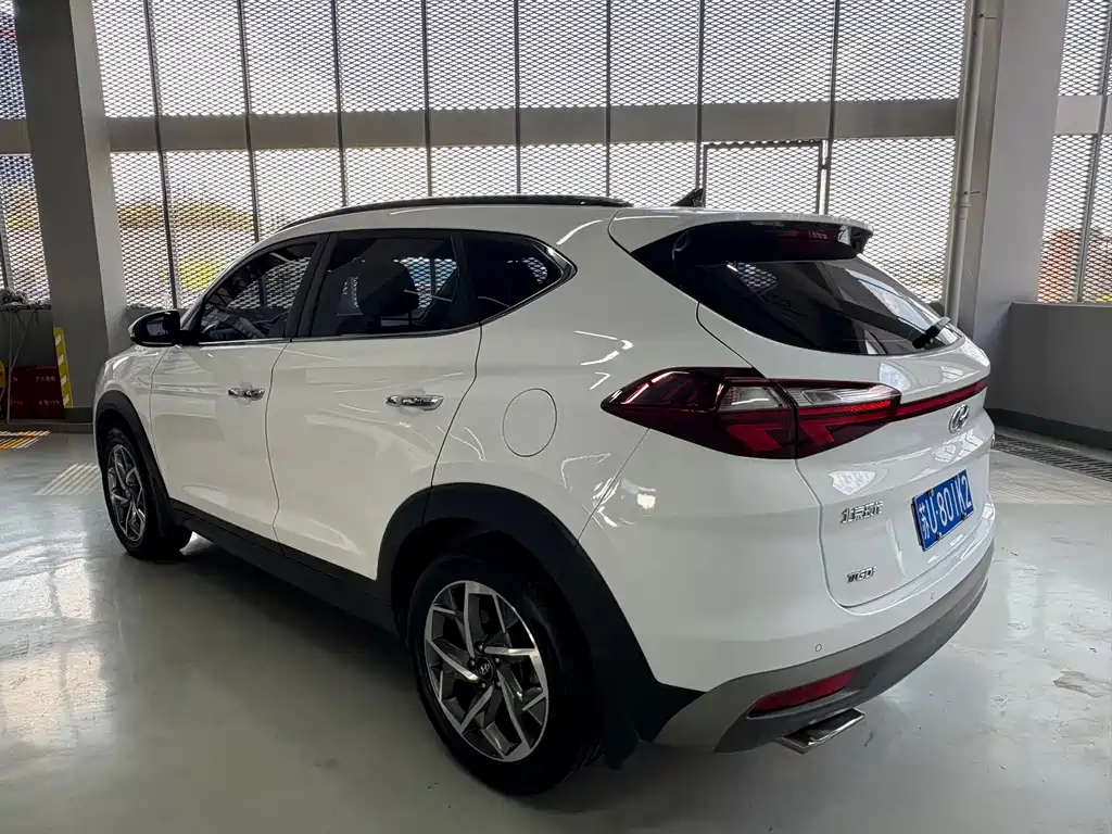 Hyundai Tucson — миниатюра 15