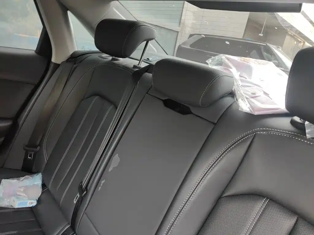 Audi A4L — миниатюра 18