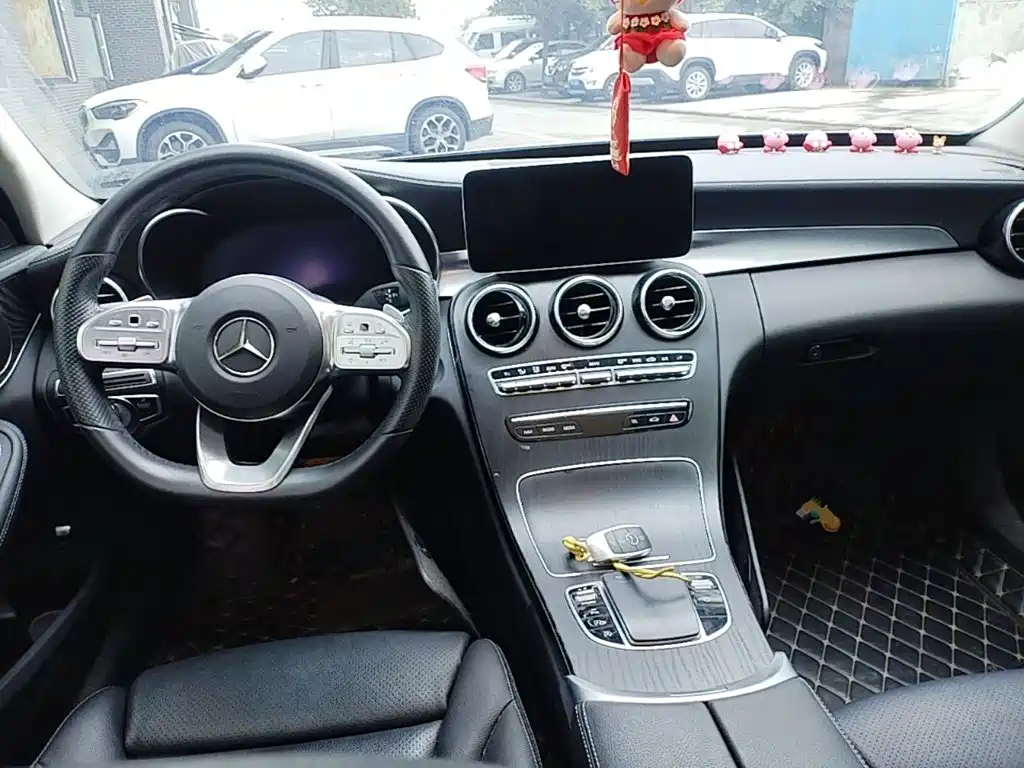 Mercedes-Benz C-Class — миниатюра 10