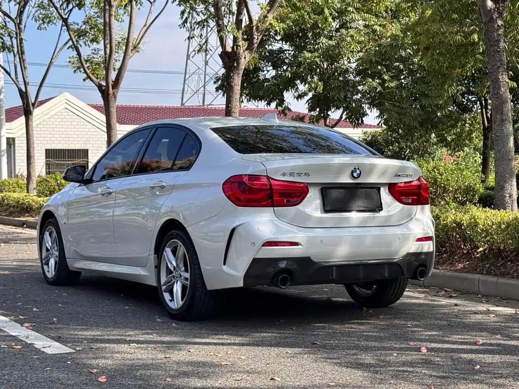 BMW 1 Series — миниатюра 8