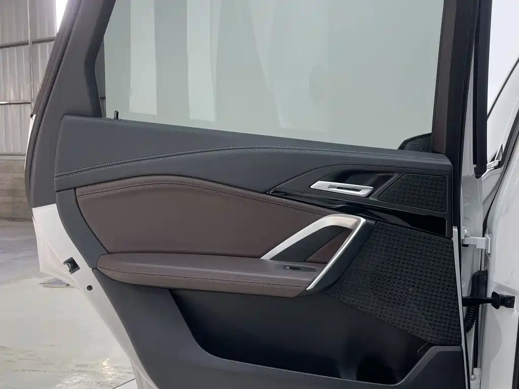 BMW X1 — миниатюра 14