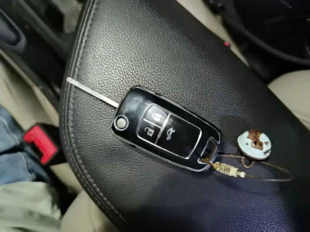 Buick Excelle — миниатюра 9