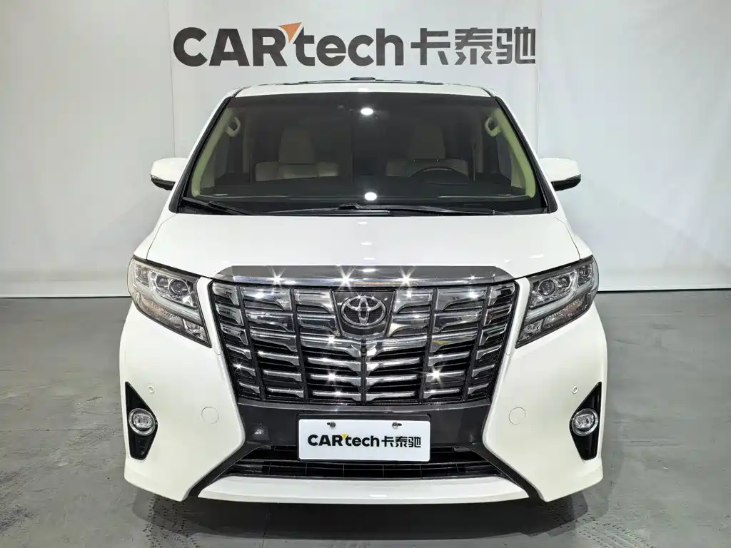 Toyota Alphard — миниатюра 2