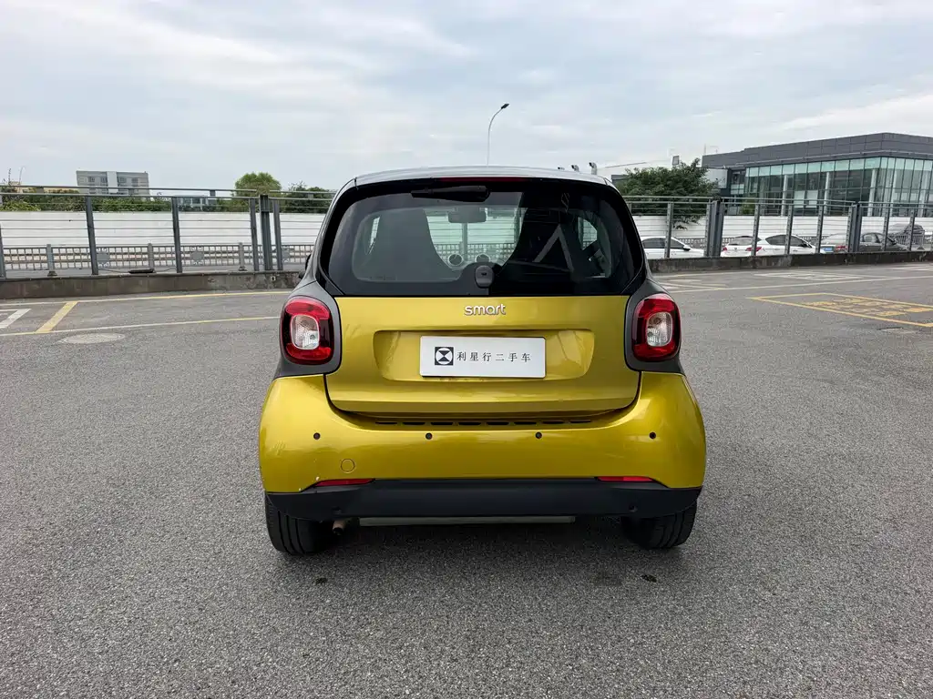 smart Smart Fortwo — миниатюра 6