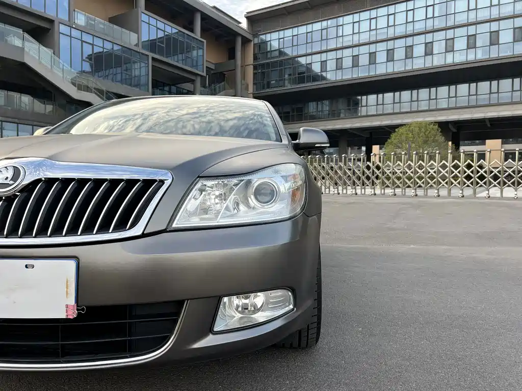 Skoda Octavia — миниатюра 18