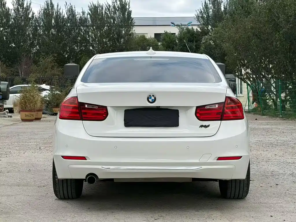 BMW 3 Series — миниатюра 4