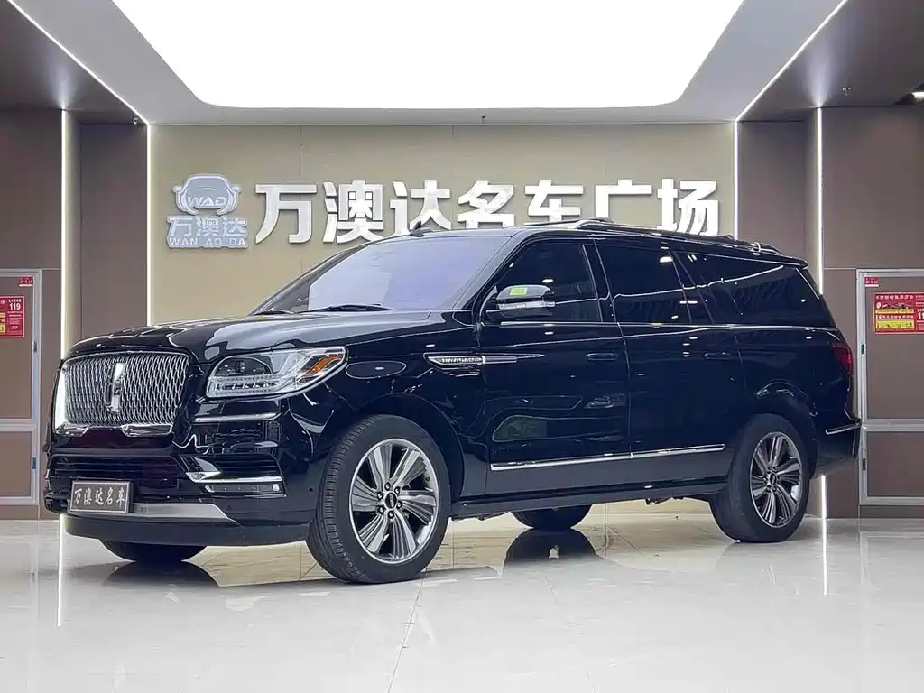 Lincoln Navigator