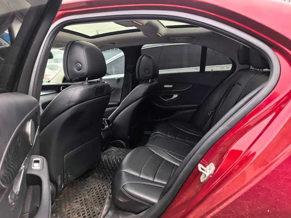 Mercedes-Benz C-Class — миниатюра 8