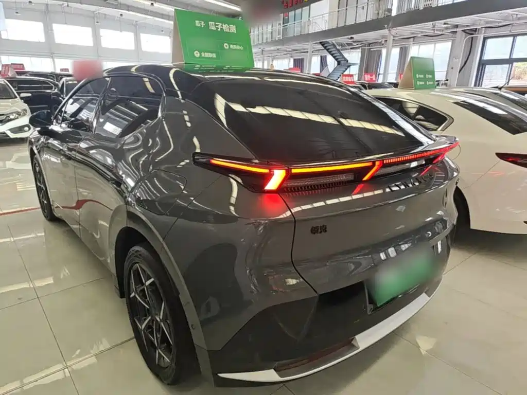 Lynk & Co Z20 — миниатюра 5