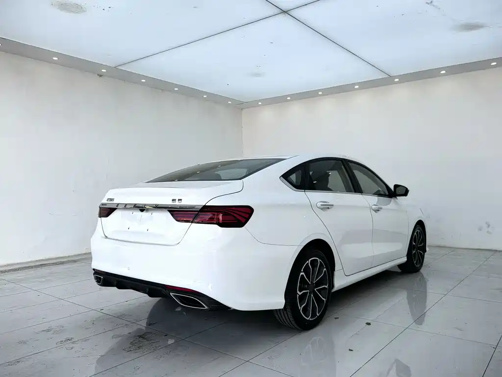 Geely Binrui — миниатюра 10