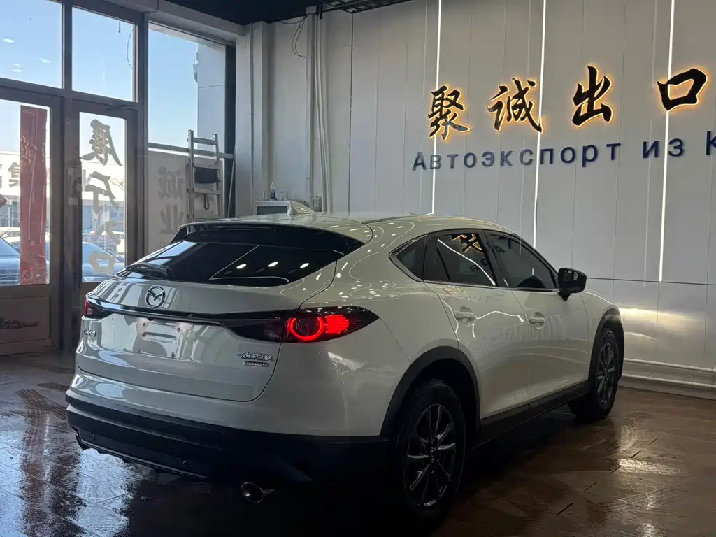 MAZDA CX 4
