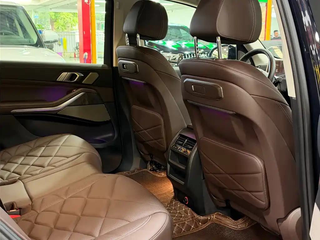 BMW X5 — миниатюра 12