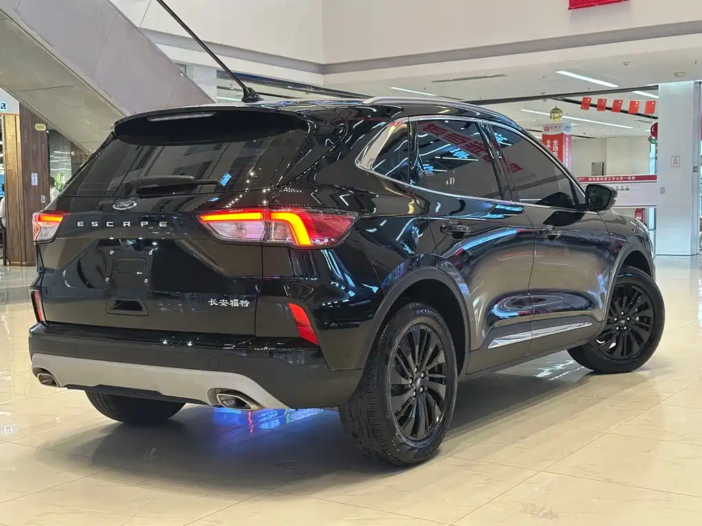 Ford Escape — миниатюра 5