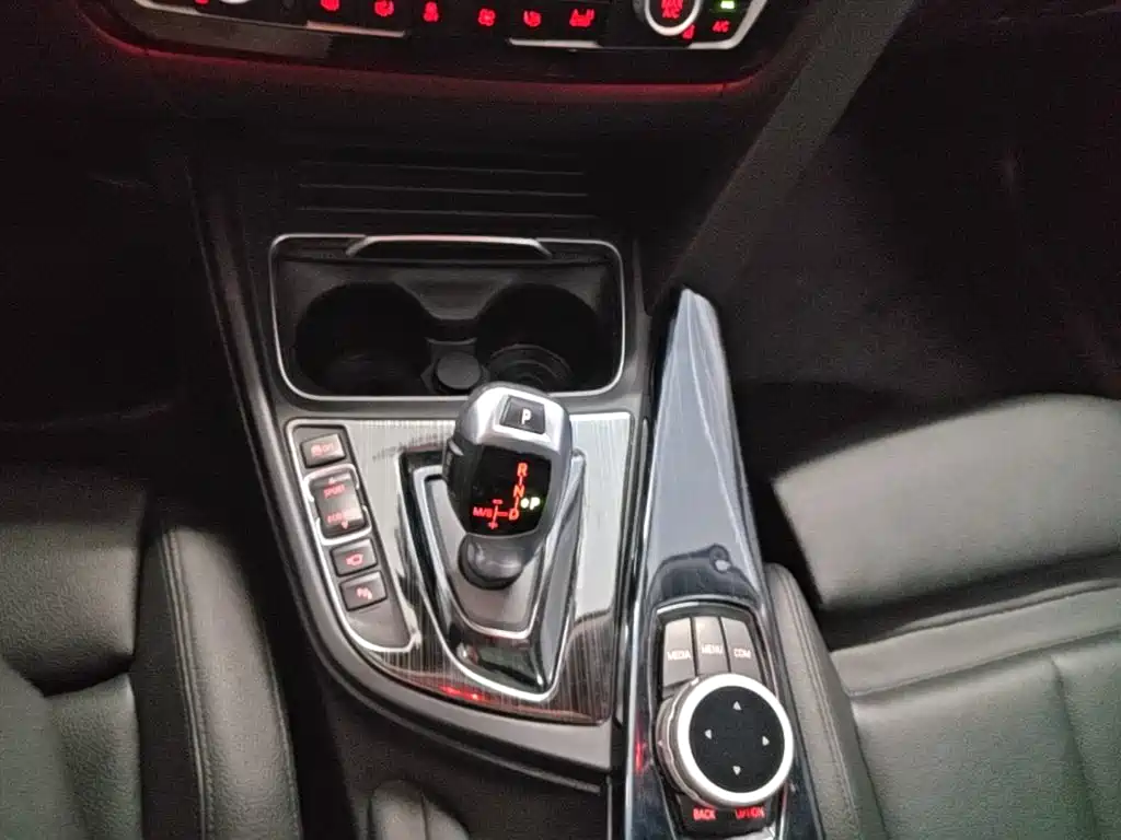 BMW 3 Series GT — миниатюра 14