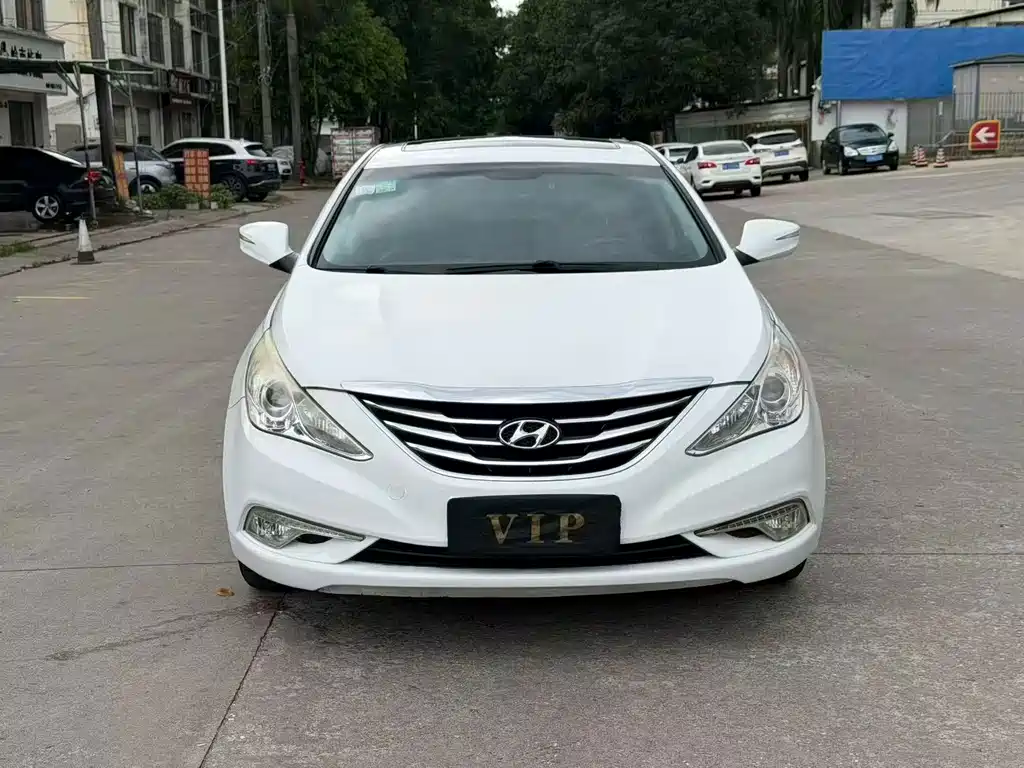 Hyundai Sonata — миниатюра 2