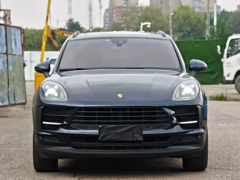 Porsche Macan — миниатюра 3