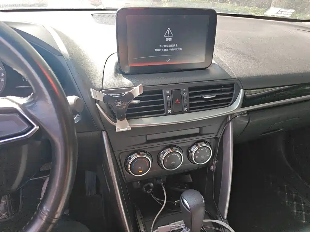 Mazda CX-4 — миниатюра 9