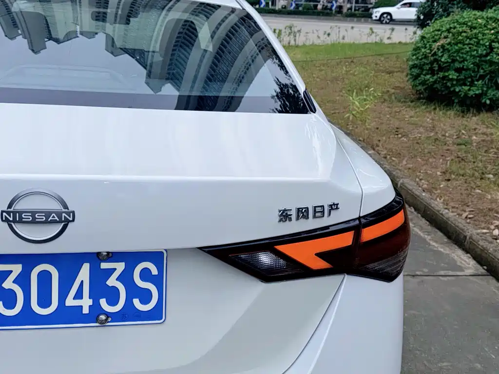 Nissan Sylphy — миниатюра 7