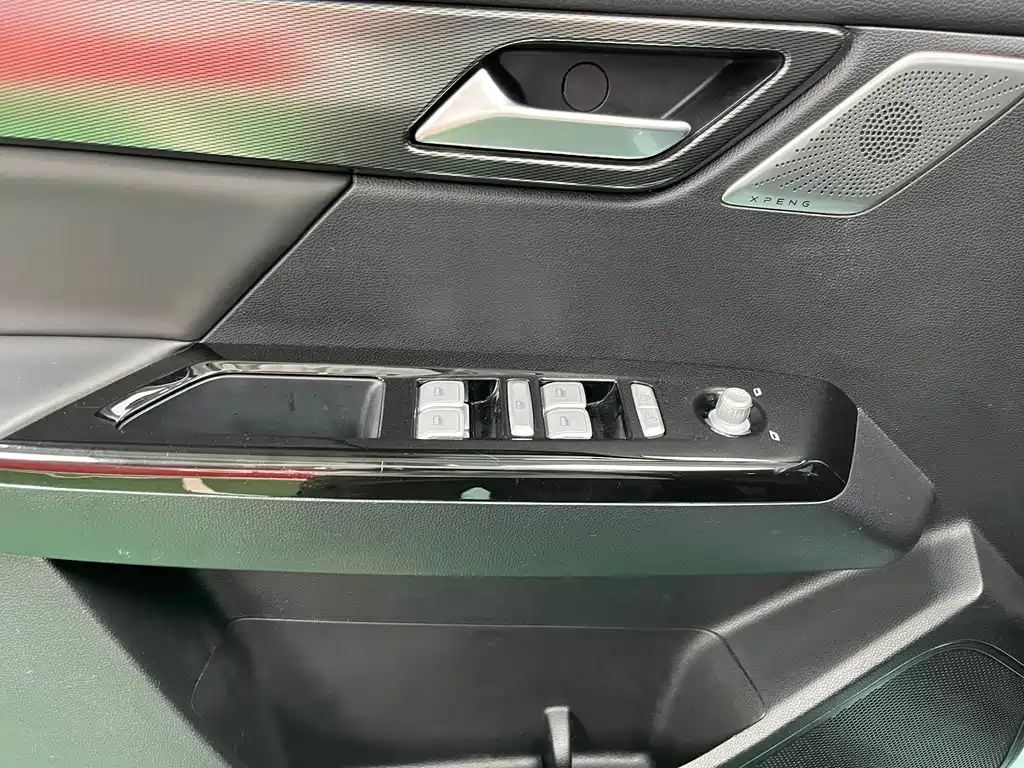 XPeng G3 — миниатюра 8