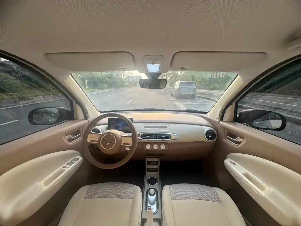 Wuling MINIEV — миниатюра 6