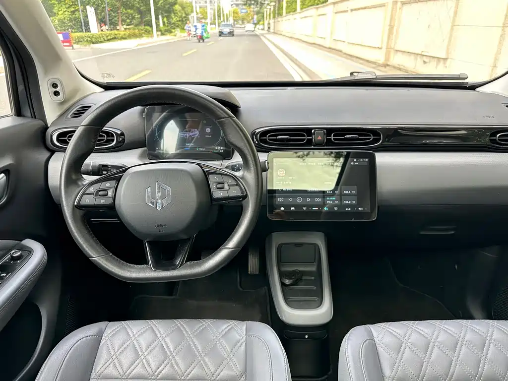 Leapmotor Leapmotor T03 — миниатюра 11