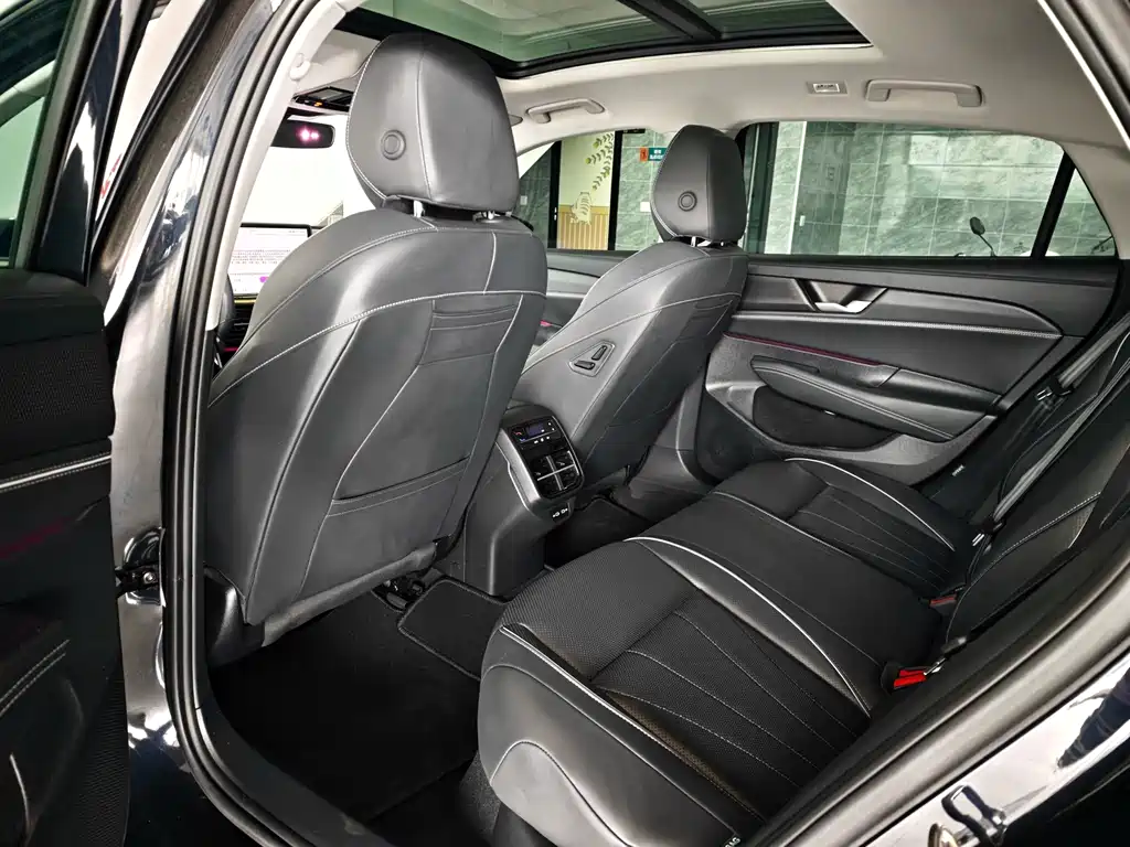 Volkswagen Passat — миниатюра 3