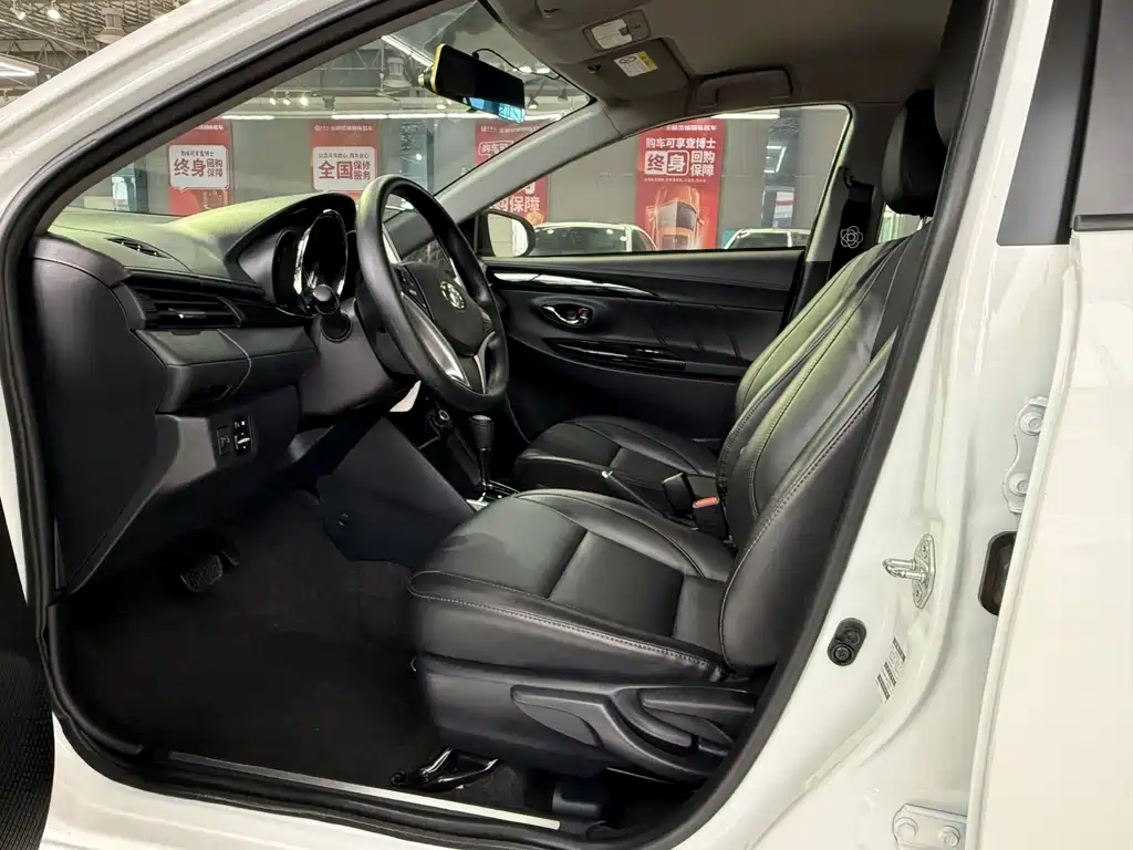 TOYOTA YARIS L ZHIXUAN