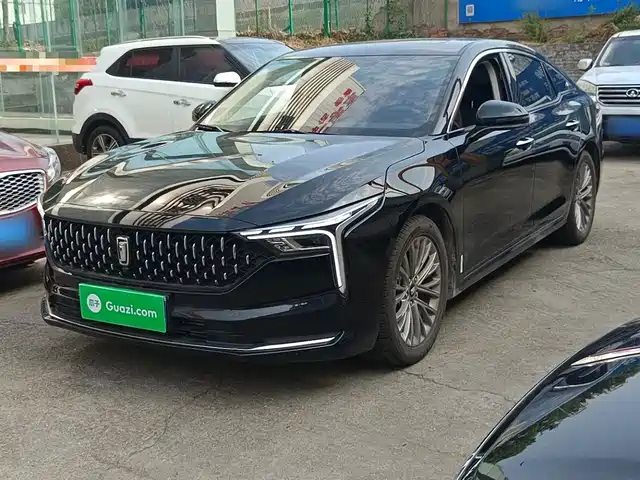 2025 Bestune B70