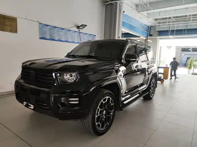 2024 TANK 700