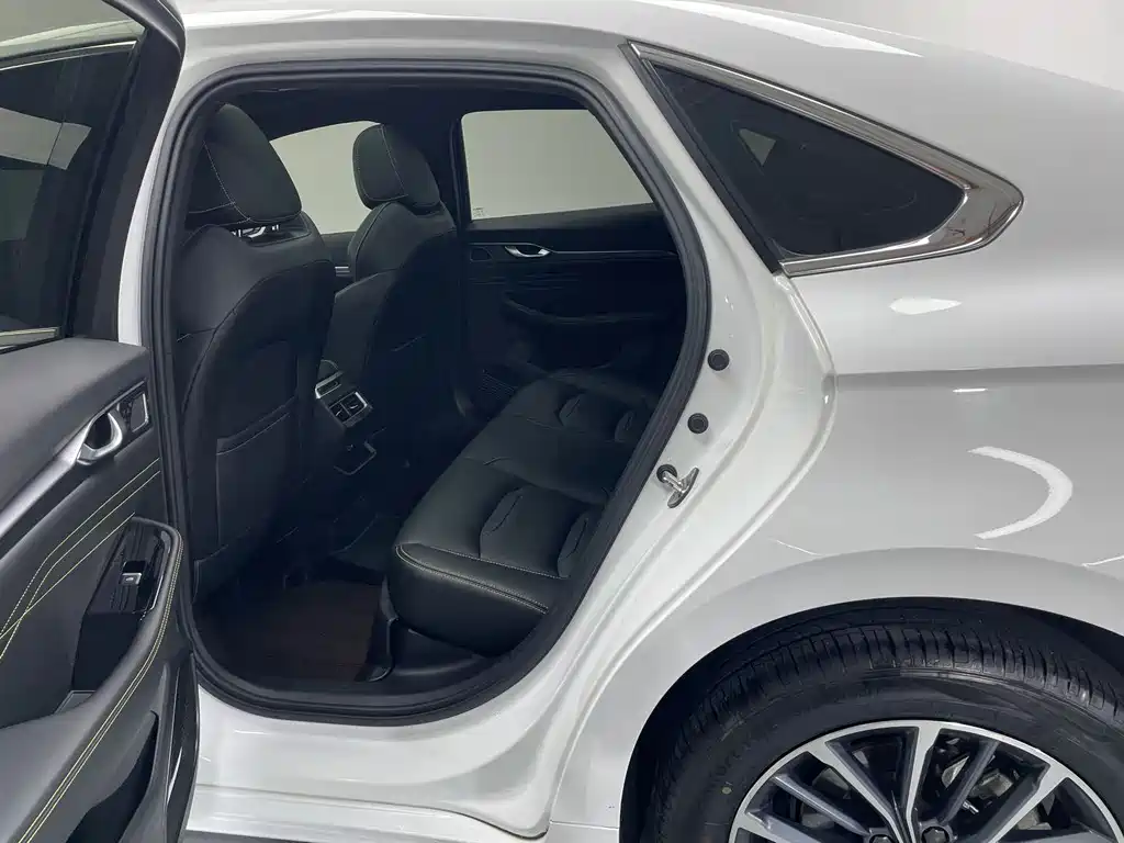 Geely Xingrui — миниатюра 11