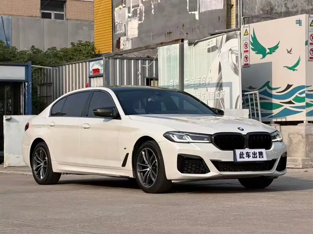 BMW 5 Series 2022