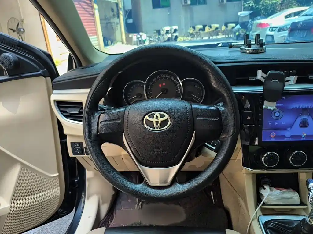 Toyota Corolla — миниатюра 3