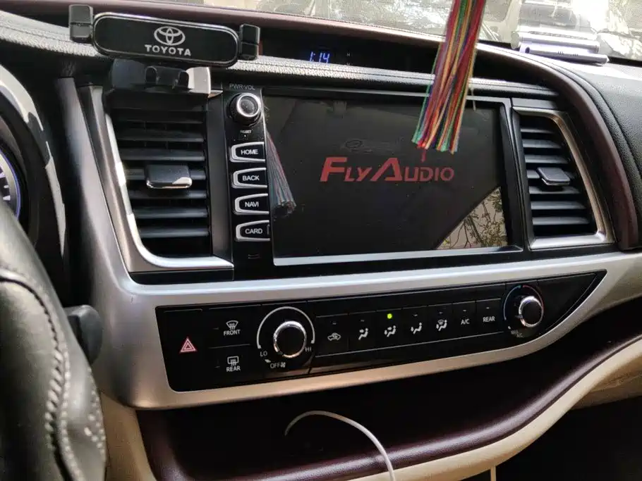 Toyota Highlander — миниатюра 13