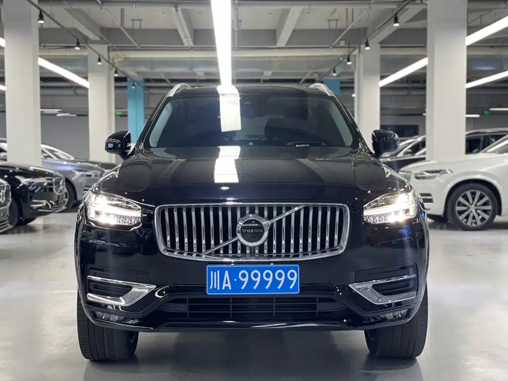 Volvo XC90 2020 T6 Luxury 7 мест