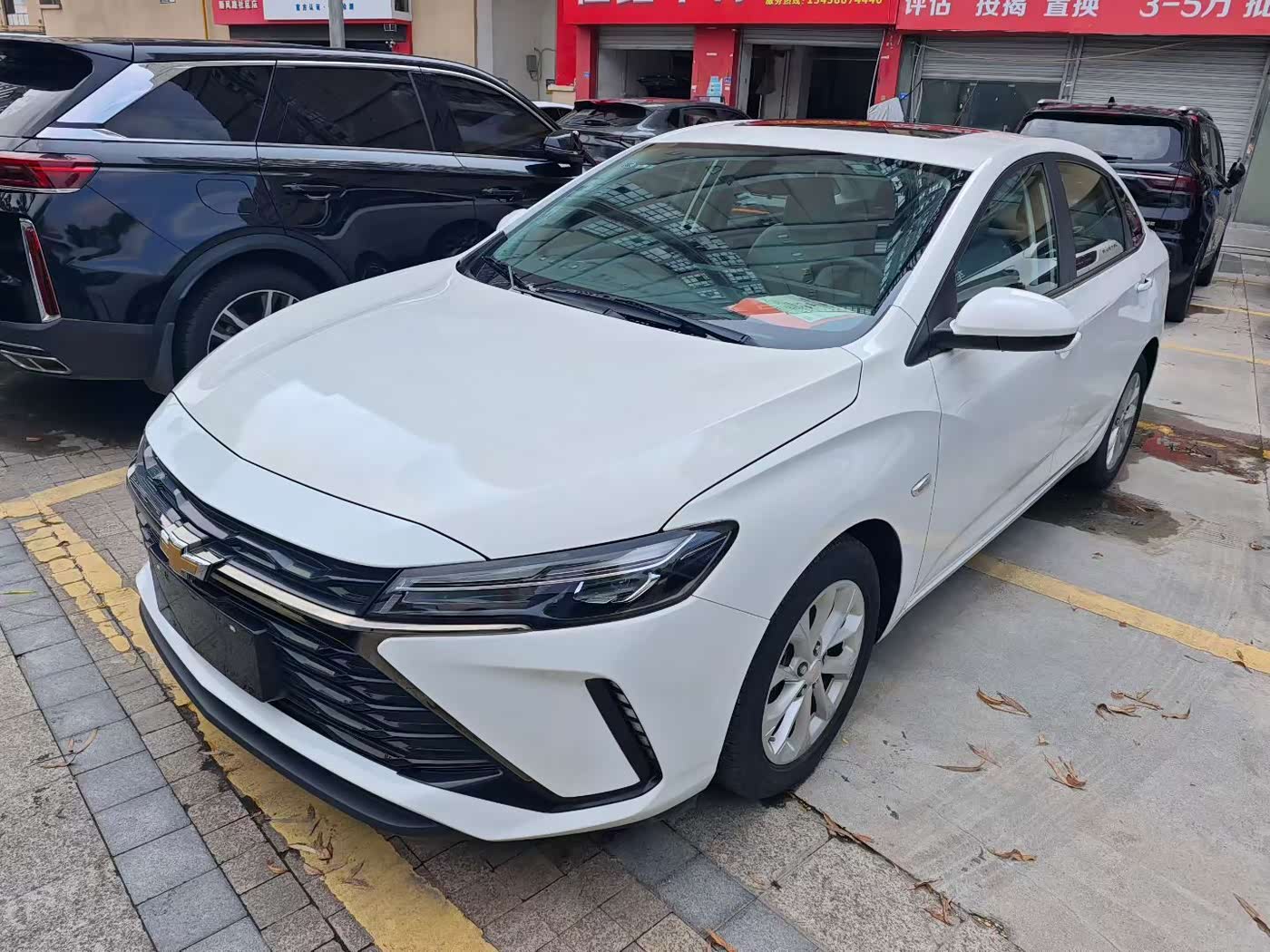 Chevrolet Monza 1.5 л 2022 г. Белый, пробег 6000 км