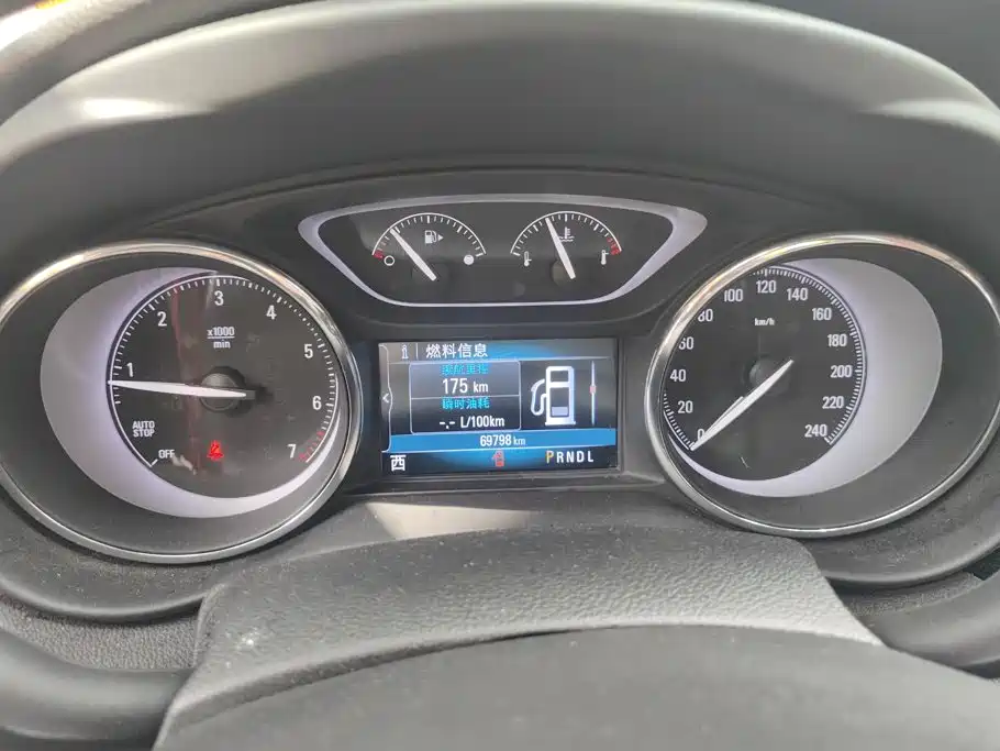 Buick Envision Plus — миниатюра 14