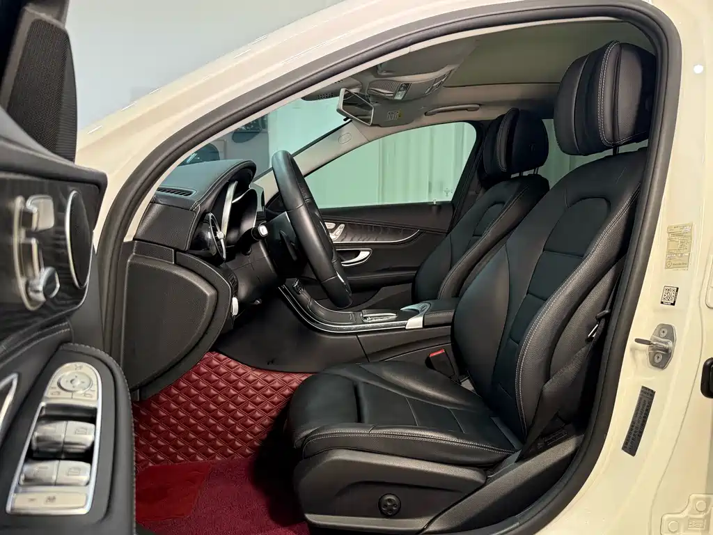 Mercedes-Benz C-Class — миниатюра 14