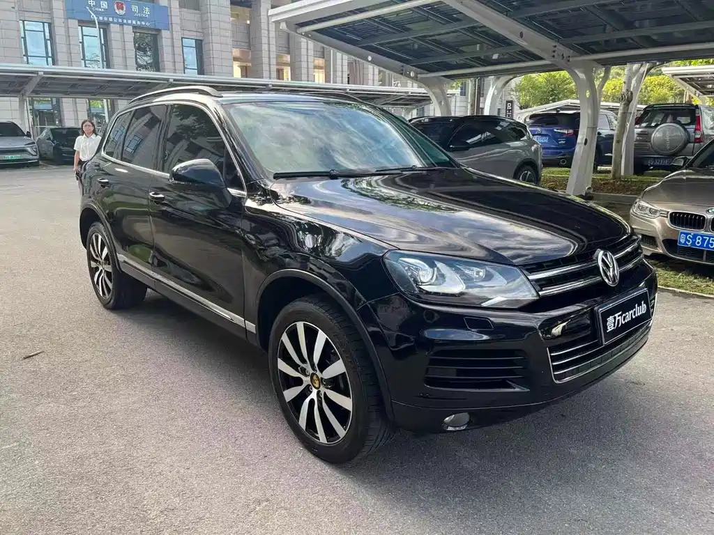Volkswagen Touareg — миниатюра 3