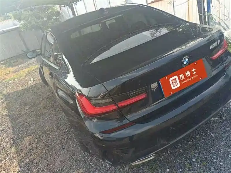 BMW 3 Series — миниатюра 14