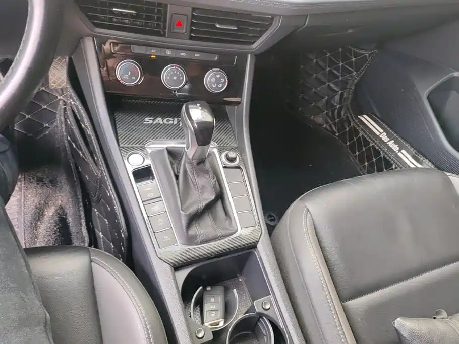 Volkswagen Sagitar — миниатюра 16