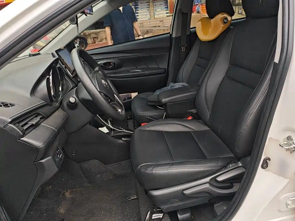 Toyota Vios FS — миниатюра 16