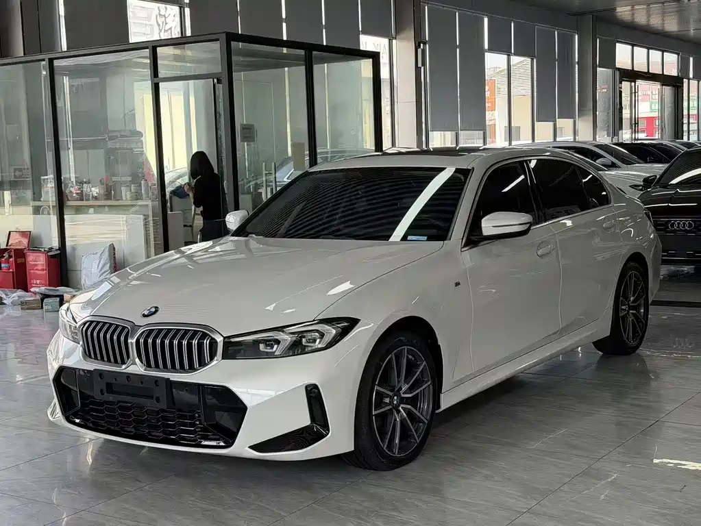 BMW 3 Series 2023