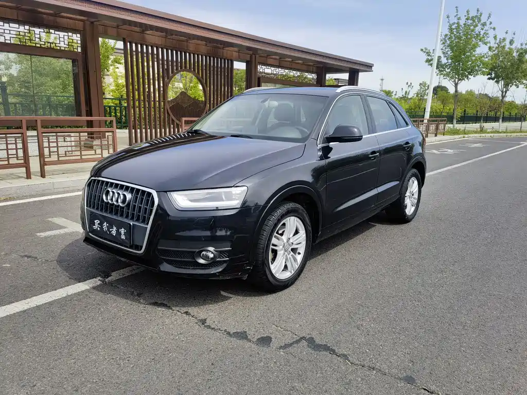 Audi Q3 2013 35 TFSI quattro