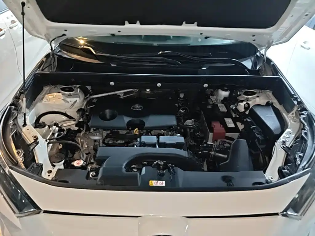 Toyota RAV4 — миниатюра 20