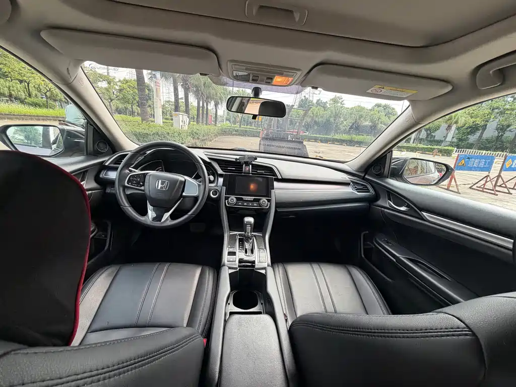 Honda Civic — миниатюра 7