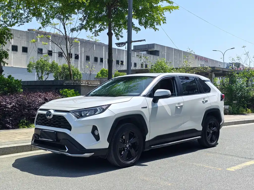 Toyota RAV4 2022