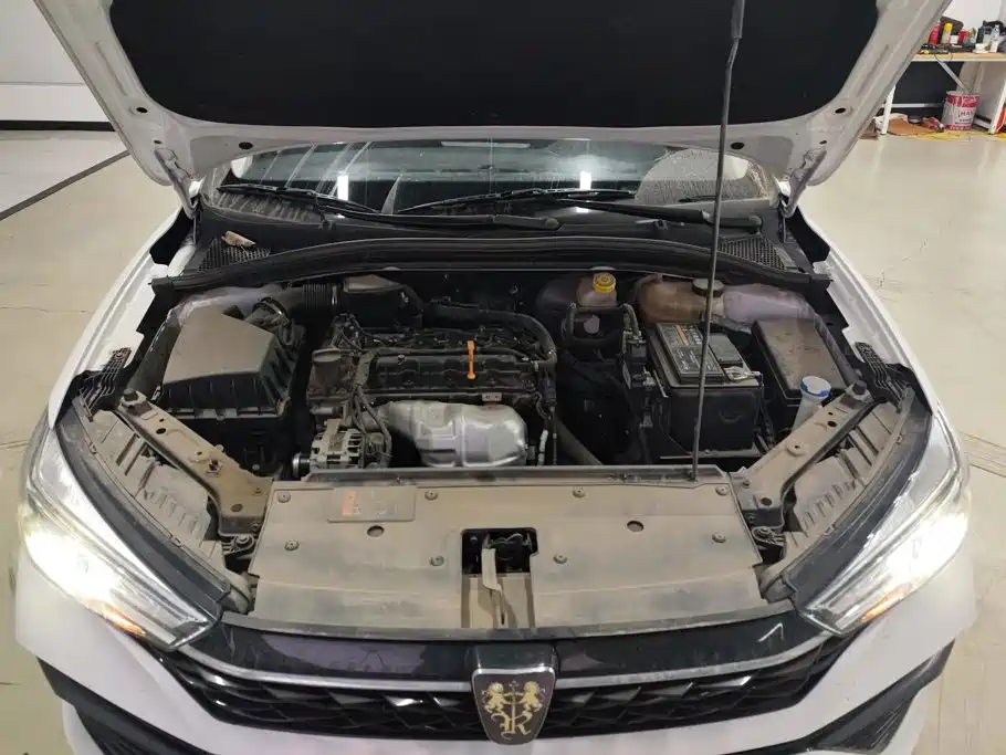 Roewe i5 — миниатюра 10